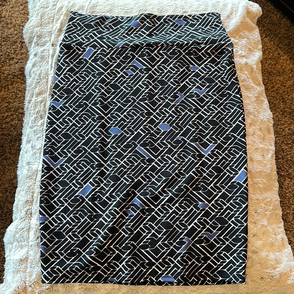 Never worn Lularoe skirt . Lots of stretch
